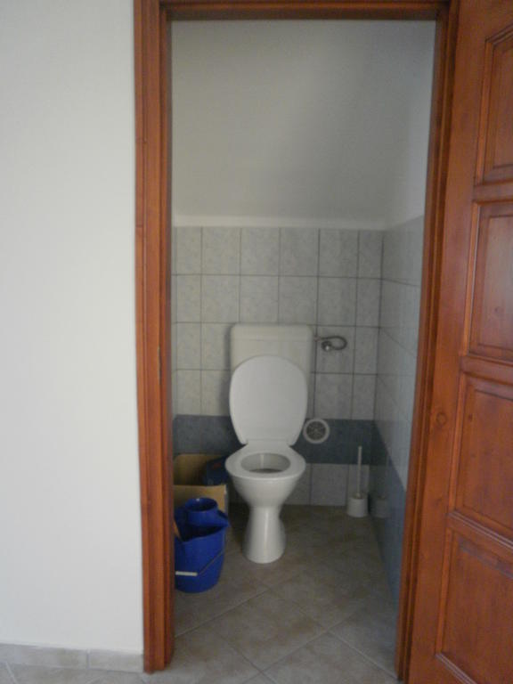 Zalakarosi Égerfa Nyaralóház Földszinti és Emeleti Apartman Chambre photo